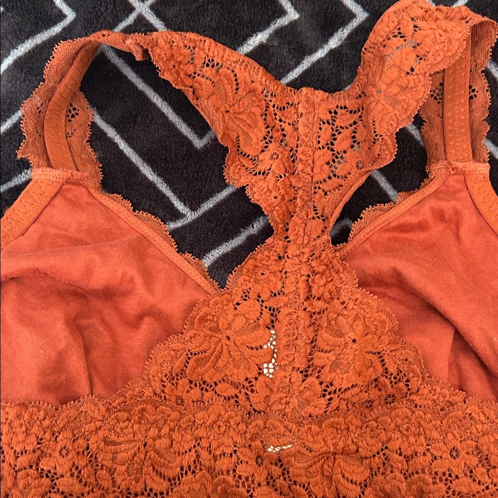 Auden Lace Bralette in Coper red - Picture 3 of 3